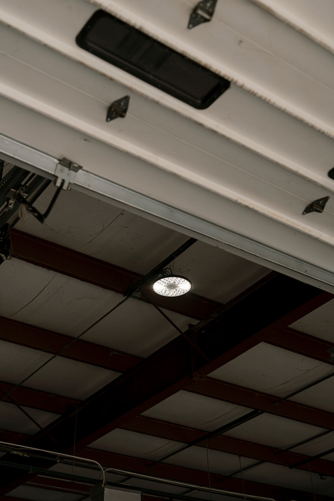 Vestis Warehouse — photo 3